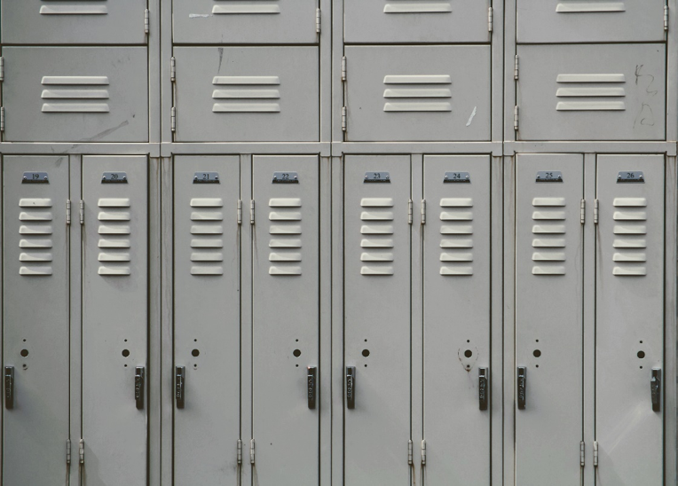 steel-lockers.png